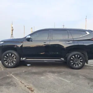 mitsubishi pajero sport (2023)